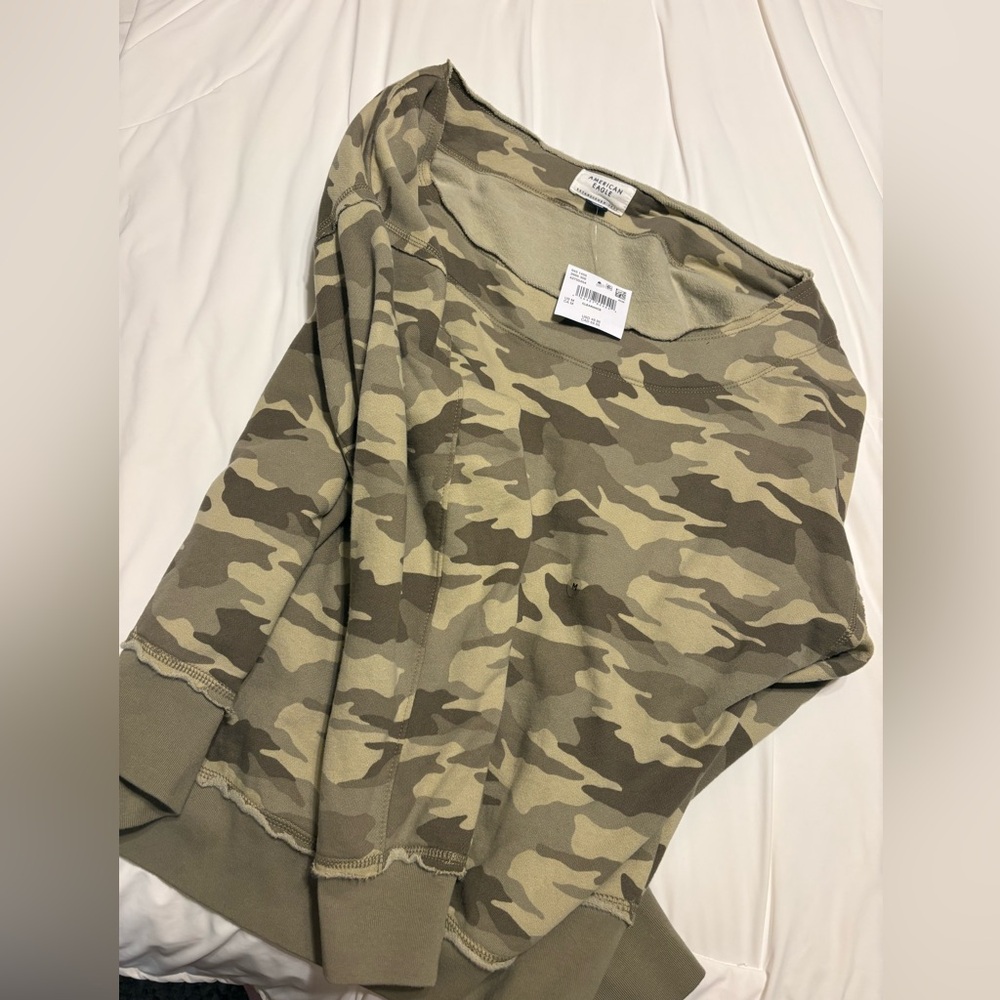 American Eagle Olive and Tan Camo Fleece Pullover